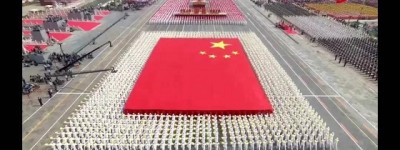 阅兵盛典|艾娃现身天安门国庆典礼，接受全国人民检阅
