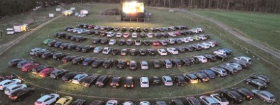 “老古董”汽车影院在多国重新流行