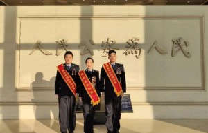 全国“最美基层民警”！黄浦分局交警支队民警黄俊和徐汇分局交警支队民警王