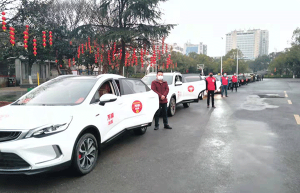 万顺叫车：封城后的“爱心车队”