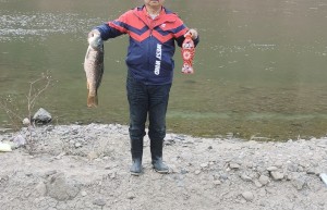 西部风聚鱼多野钓峡江