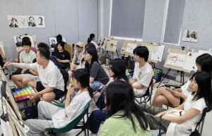 西安初中美术升学指南：特长生和美院附中怎么选？一文讲透